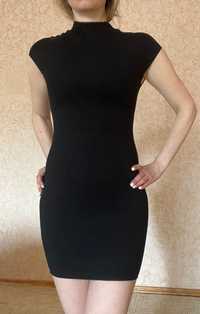 Zara, маленьке чорне чорне плаття, S. платье