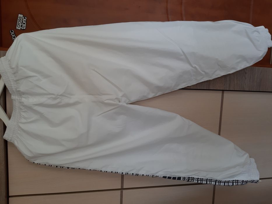 Dres damski M S slim Victory biały bluza kurtka spodnie jak nike Reebo