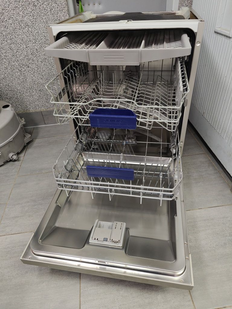 Zmywarka  Bosch 60 podblatowa