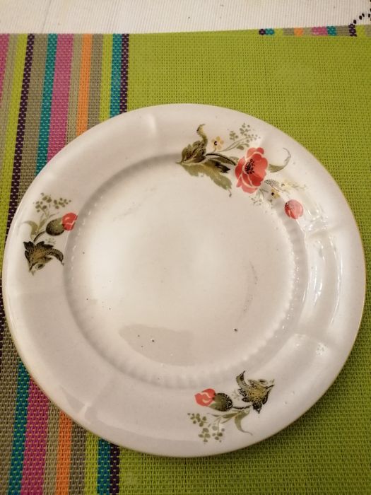 Тарелки посуда, блюда, селедочницы, глубокие тарелки столовые