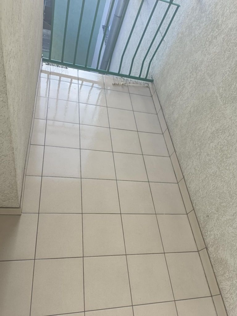 Zlecenia Sprzątanie i dezynfekcja balkonów po gołebiach strych
