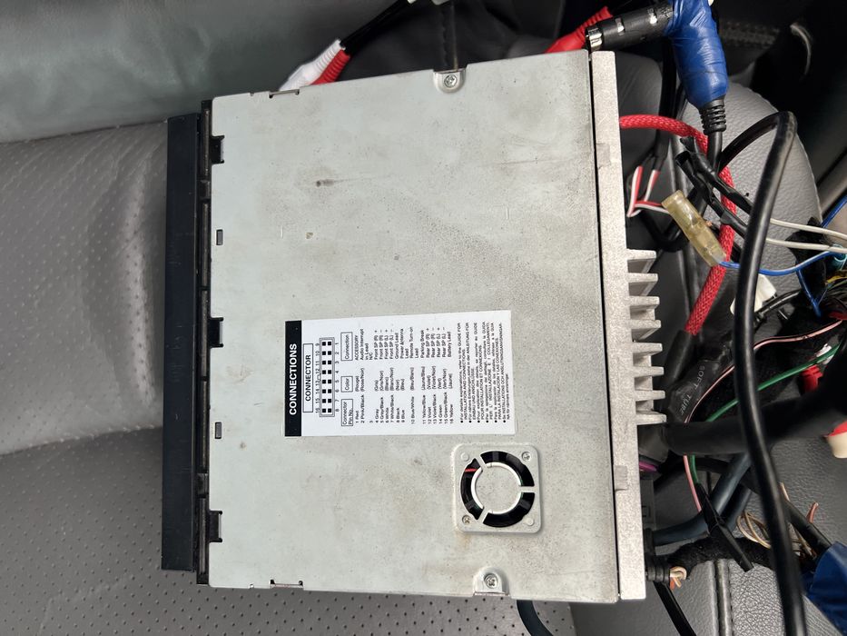 Продам Alpine iva 505R