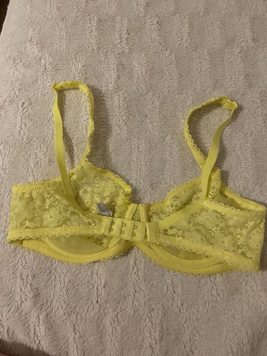 Новий кружевний бюстгалтер від Tezenis