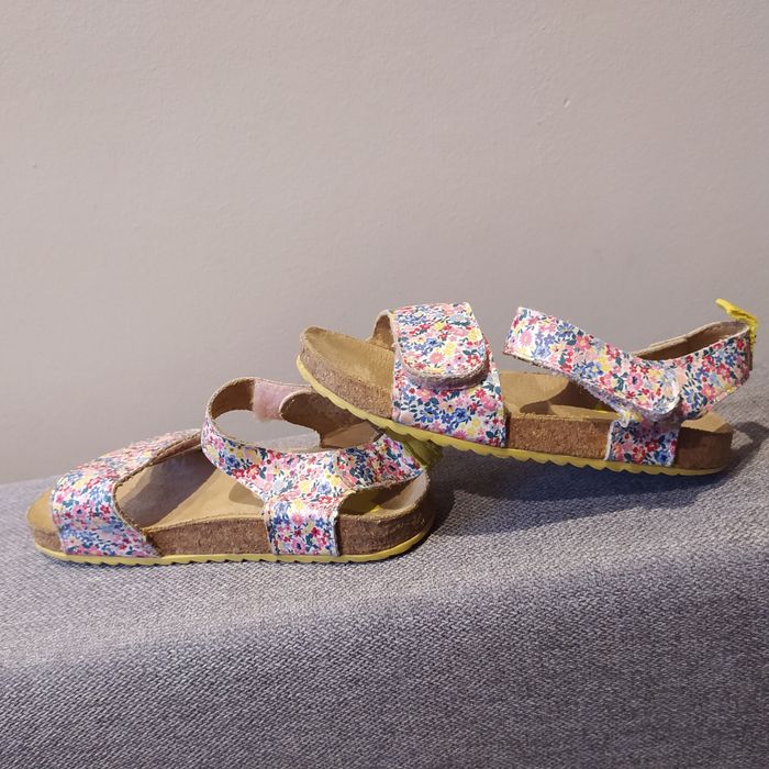 70-> korkowe sandałki w kwiatki H&M r.28 16,2cm PIĘKNE