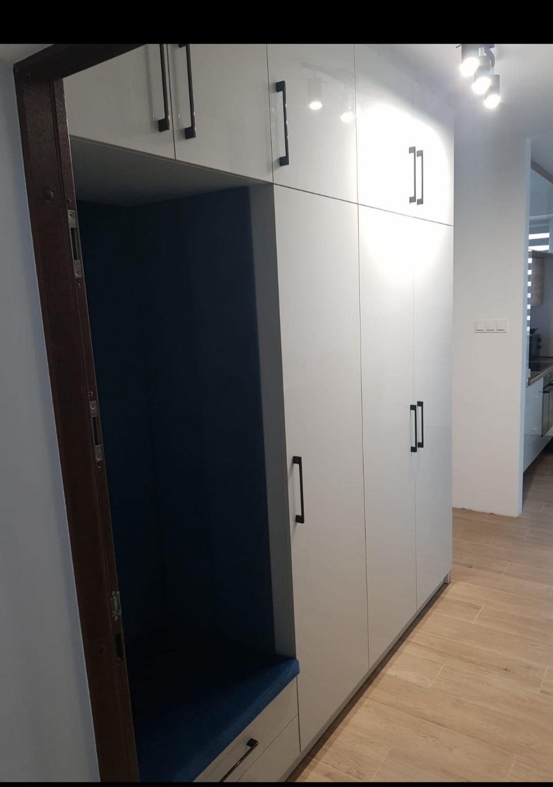 2-pokojowe mieszkanie z salonem i aneksem