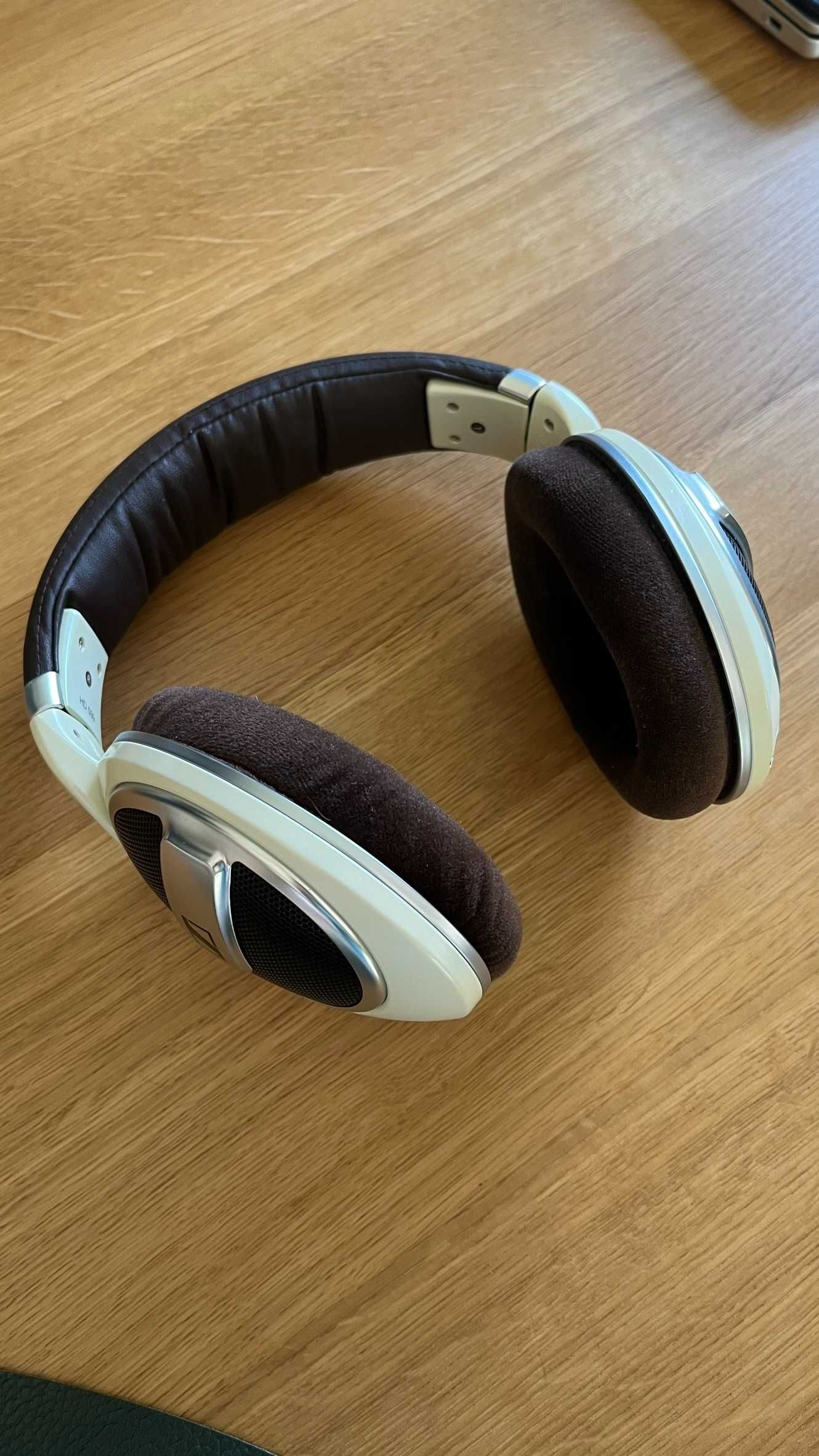 Słuchawki Sennheiser HD 599 - stan idealny, komplet