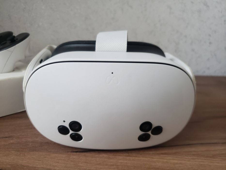 Окуляри VR Meta Quest 3s 256gb