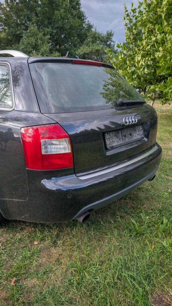 Silnik kompletny audi S4 b6 b7 4.2 V8 BBK  uszkodzony.