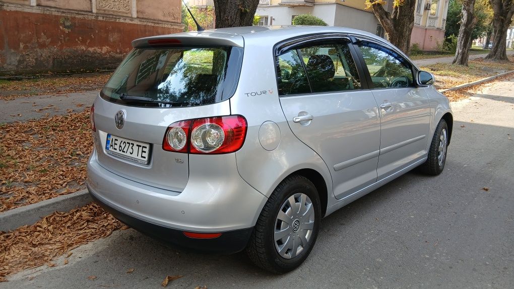 Продам VW Golf Plus 1,6 mpi