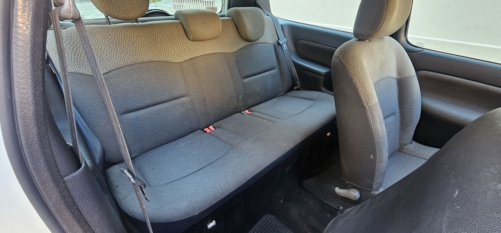 Renault Clio 1.2 gasolina impecável 05