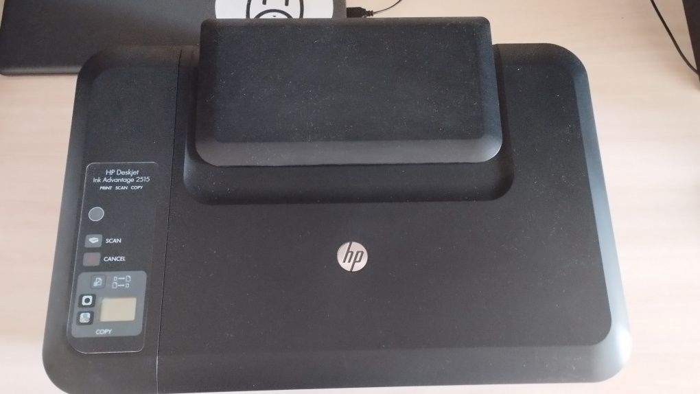 Принтер сканер HP Deskjet Ink Advantage 2515