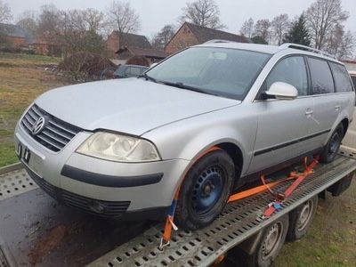 Volkswagen Passat b5 fl 1.8t La7w tylko na części