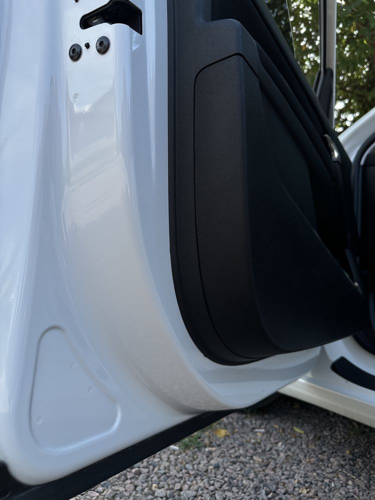 Продам PEUGEOT 308 2015