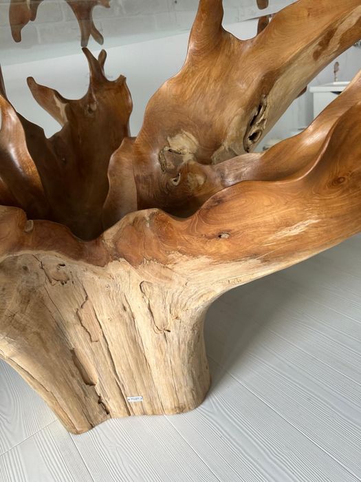 Luksusowy stół okrągły MILOO HOME 150 cm – elegancja i prestiż