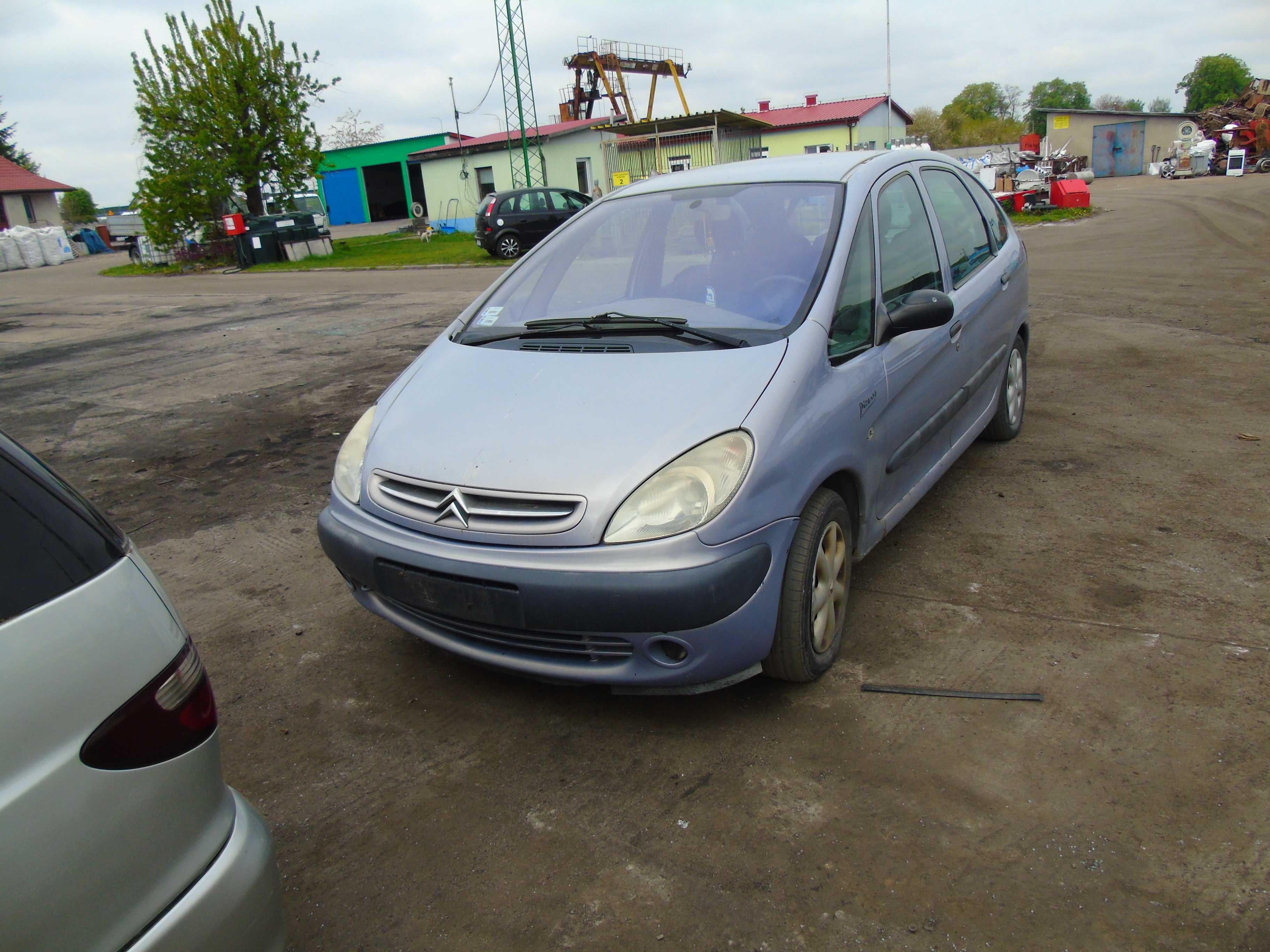 Citroen Xsara Picasso 2.0 diesel 2000r. części