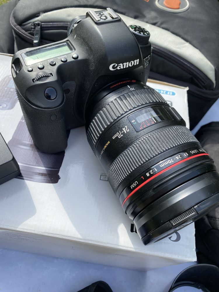 Фотоаппарат Canon EOS 6D с полным комплектом