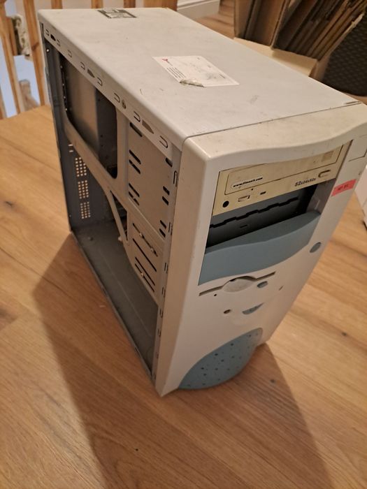 Konkuter retro fajny
