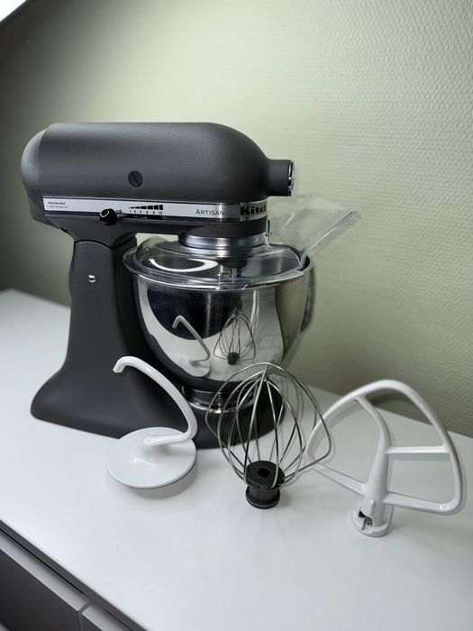 Планетарний міксер KitchenAid Artisan