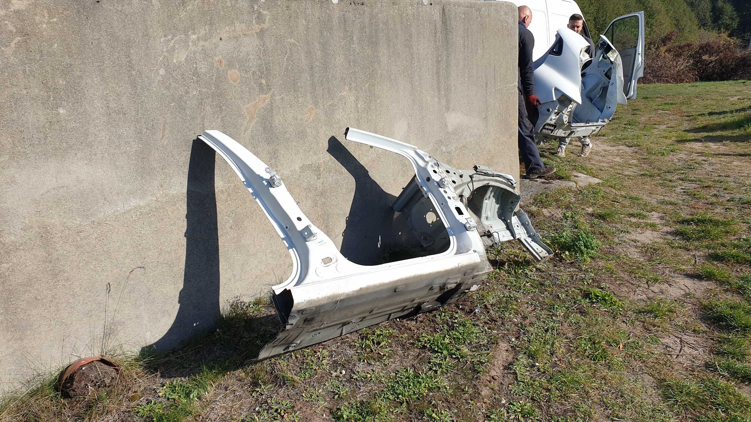 Renault clio IV 4 IV ćwiartka podłużnica prawa próg prawy przód OV 369