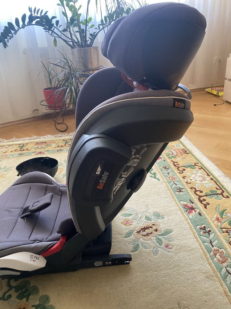 Автокрісло BeSafe iZi Flex FIX i-Size