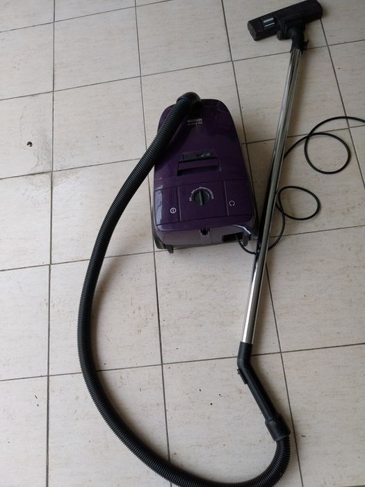 Aspirador Bosh Activa 62