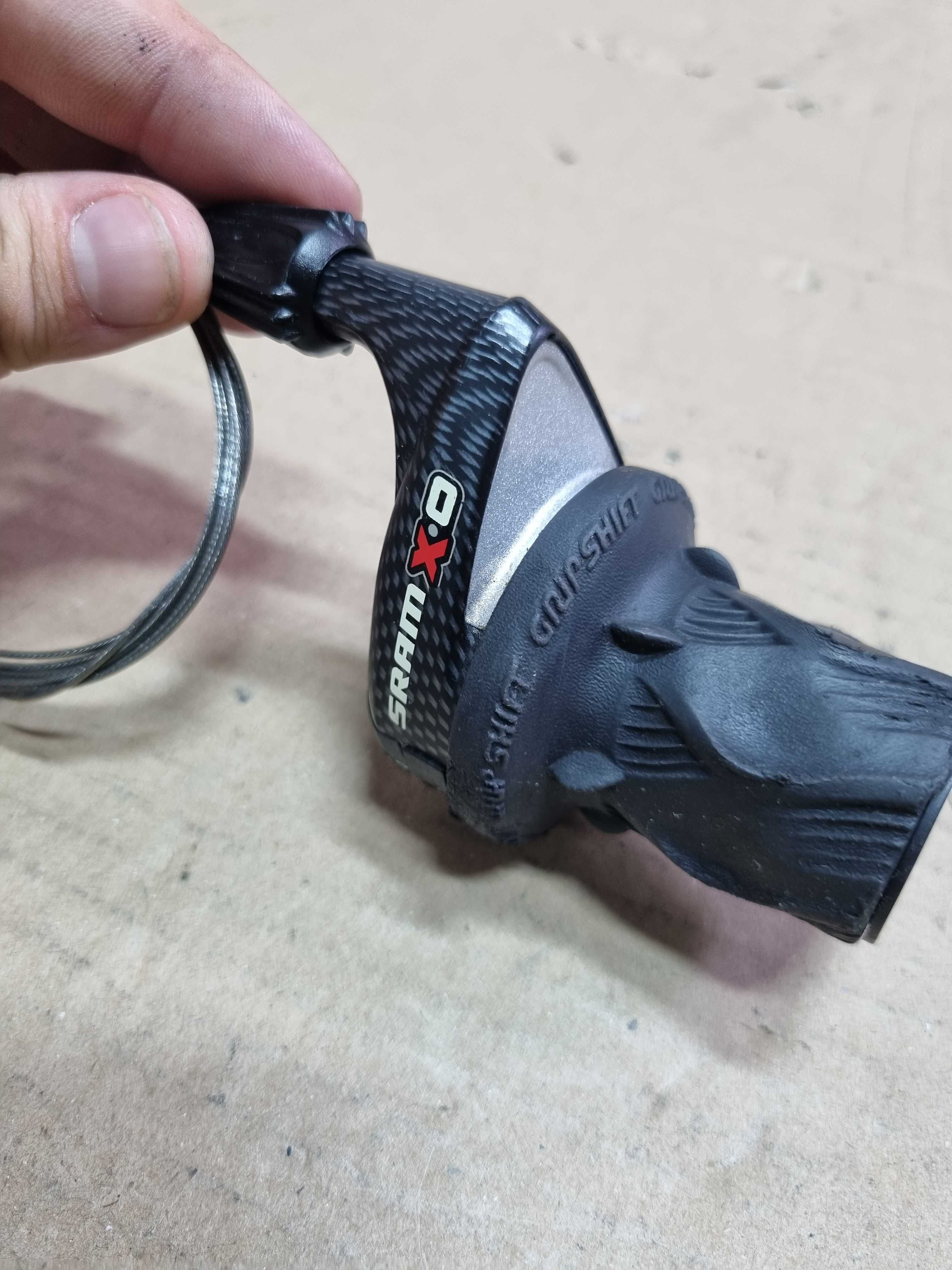 Manetki Gripshift Sram X-0 3x9s