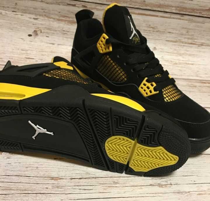 Jordan 4 RetroThunder R.47.5