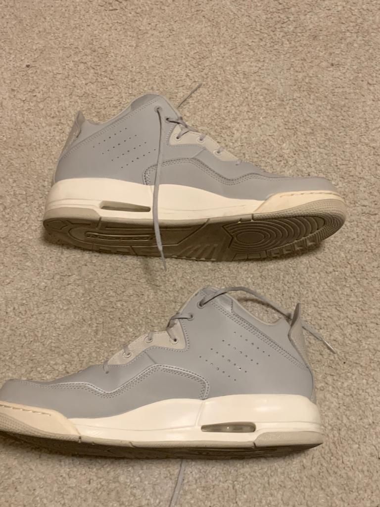 Ténis Jordan Courtside 23 “Grey Fog”