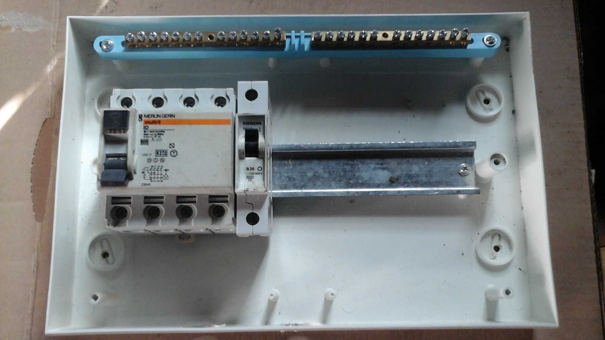 Skrzynka elektryczna na budowe