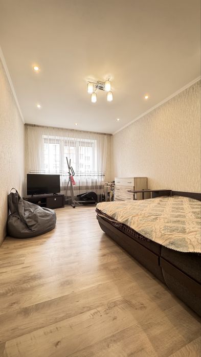 Продаж квартири з сучасним ремонтом!