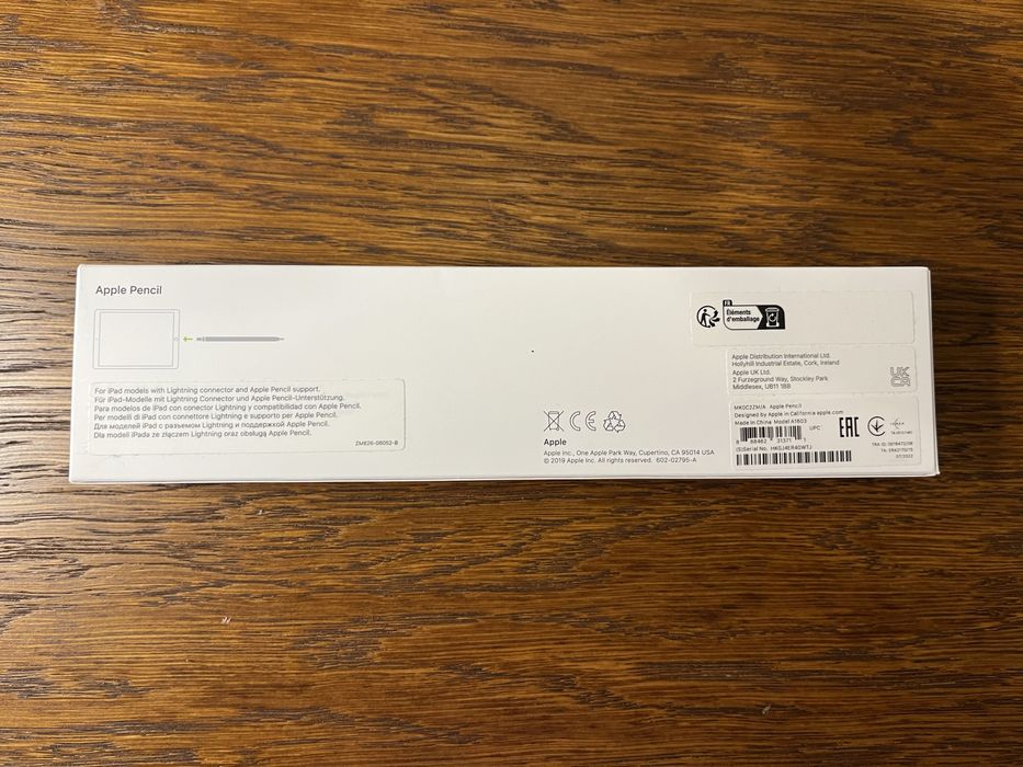 iPad 9 gen. 64 gb + Apple Pencil +etui + klawiatura Logitech K380 s