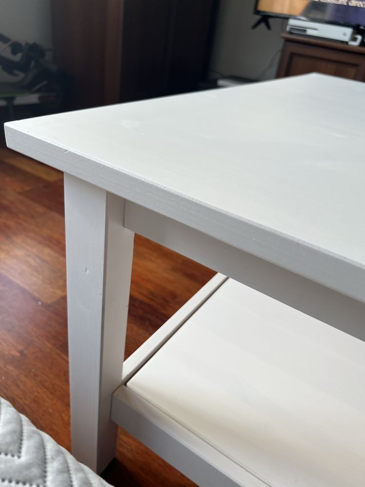 HEMNES Stolik kawowy, biała bejca 90x90cm
