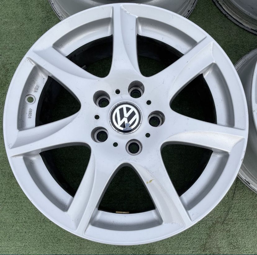 Диски 5/112 r16 Volkswagen Passat, Caddy, Jetta і ін.