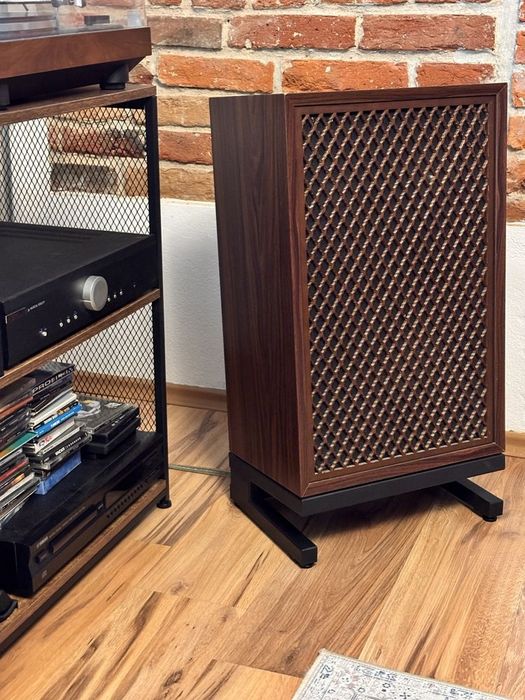 Podstawki standy do głośników na wymiar