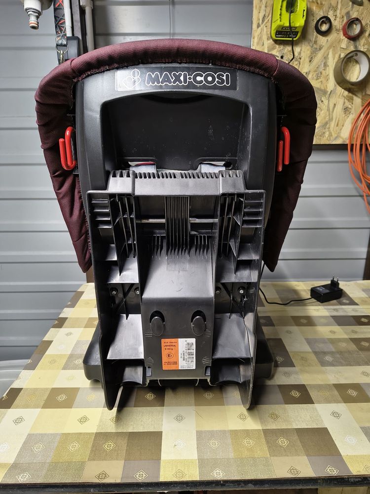 Fotelik Maxi-Cosi universal 9-18 kg