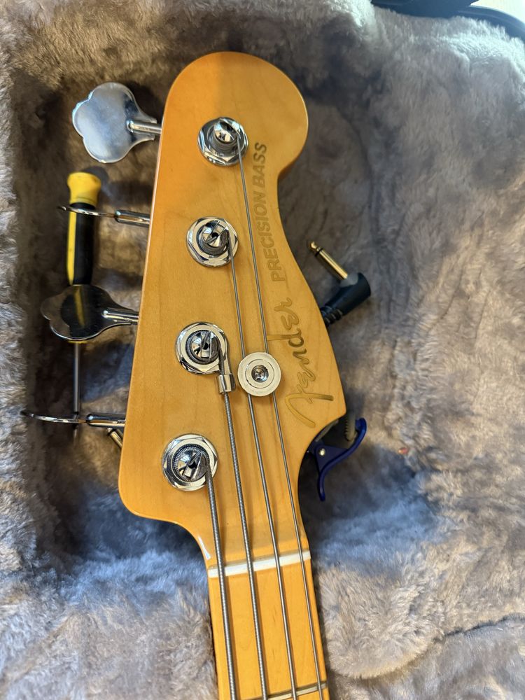 Gitara Basowa / Fender Precysion Ultra / Pearl / USA