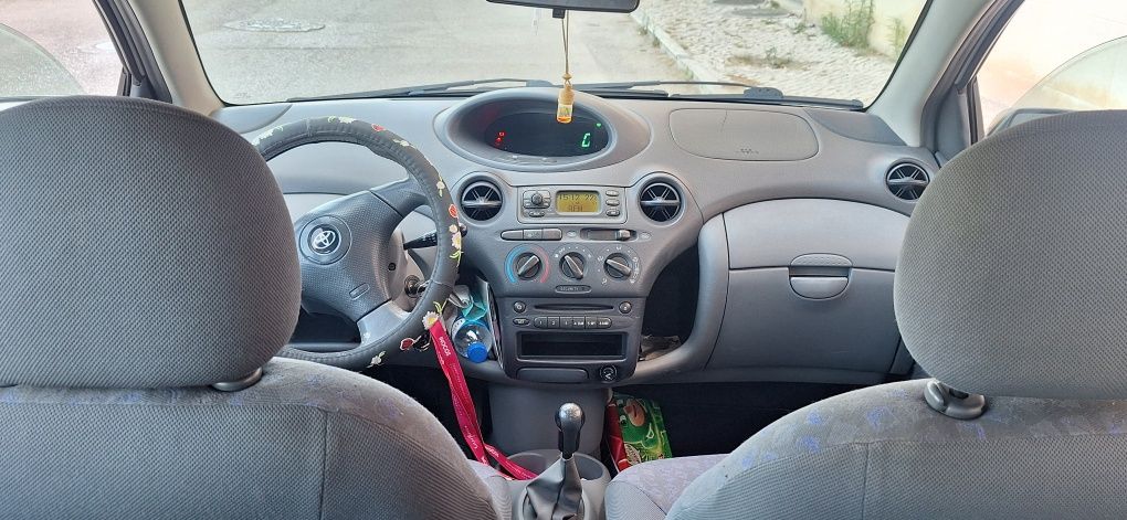Toyota Yaris VVT-i