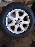 Jantes de Mercedes ML com Pneus 275 55 R16 Cada o Jogo 450 €