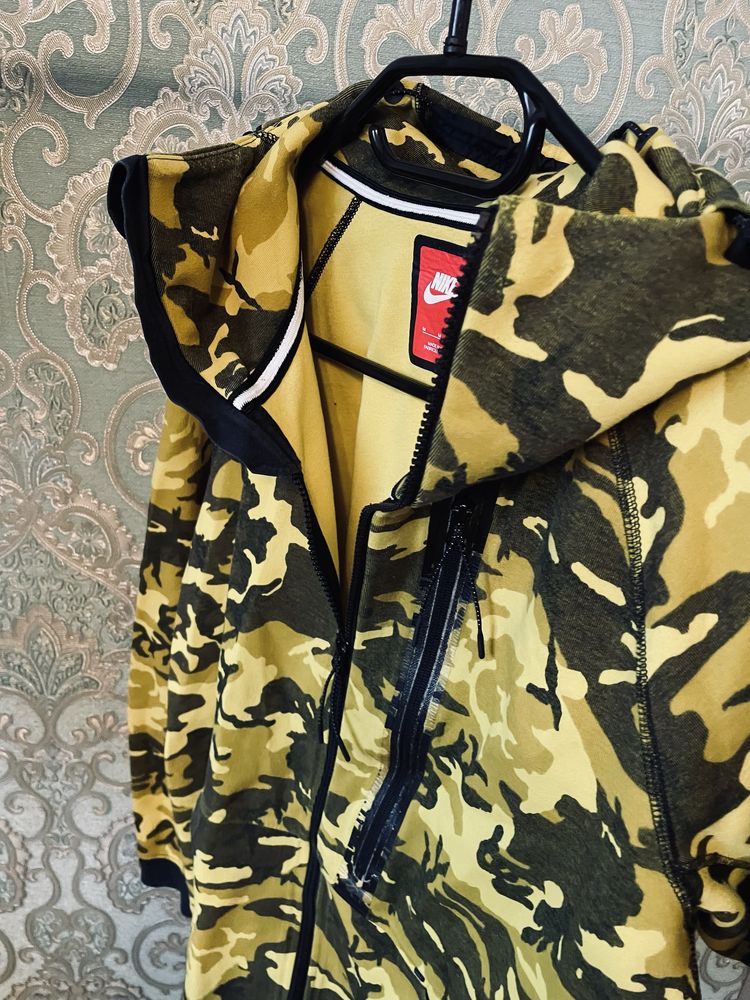 Спортивний кофта Nike/Спортивний костюм Nike Tech Fleece Camo