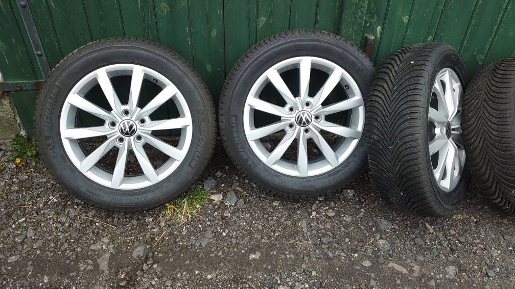 Koła VW opony felgi zimowe 215/55r17 Michelin