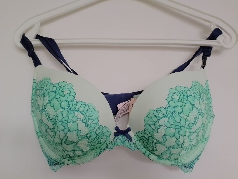 Nowy biustonosz Victoria's Secret 75D