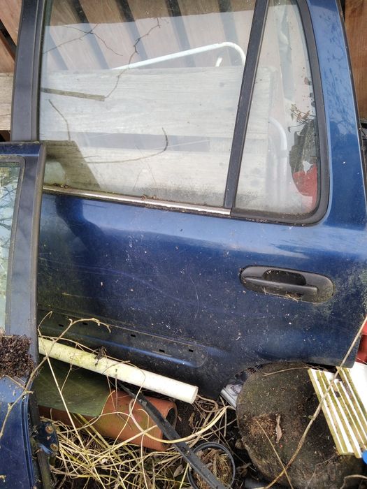 Drzwi tył Honda crv 1