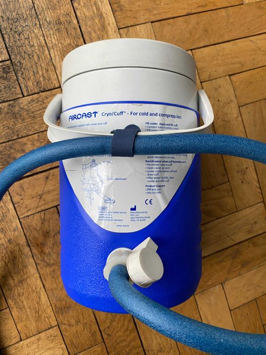 Aircast CRYO CUFF rehabilitacyjny chłodzący termos i mankiet na kolano
