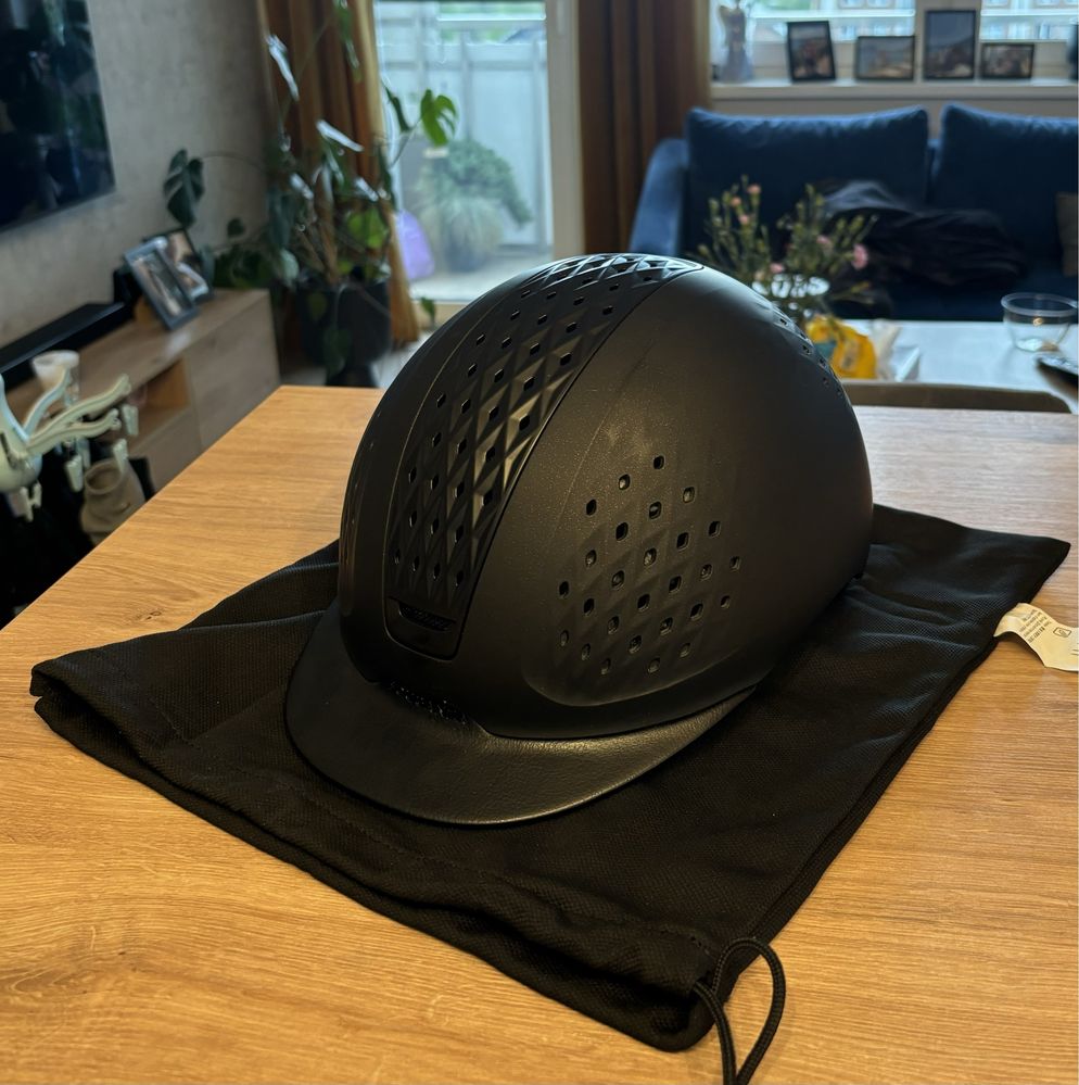 Kask jeździecki Fouganza 900 59 L