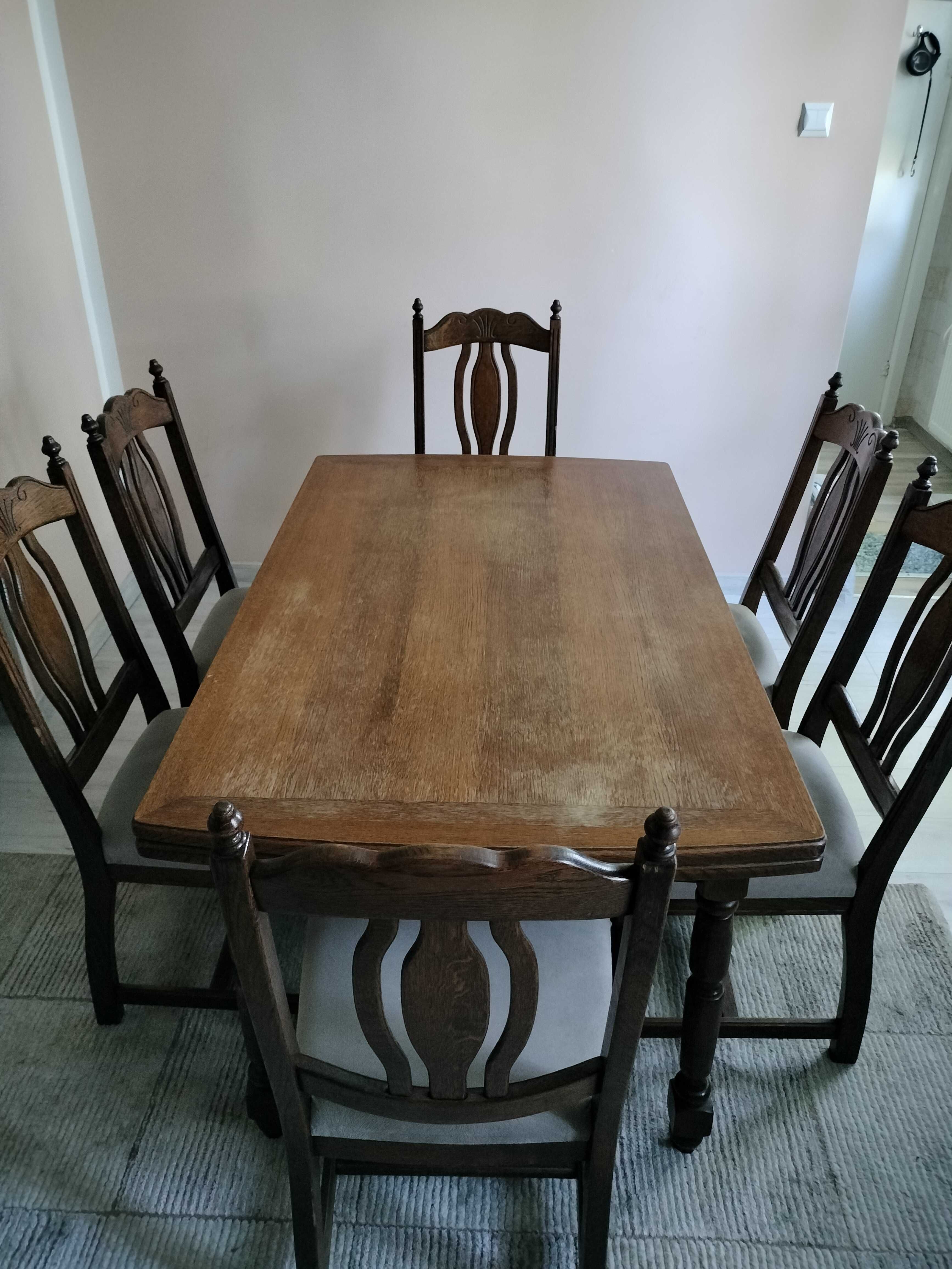 Solidny stół z oryginalnego drewna dębowego oraz 6 krzeseł w komplecie