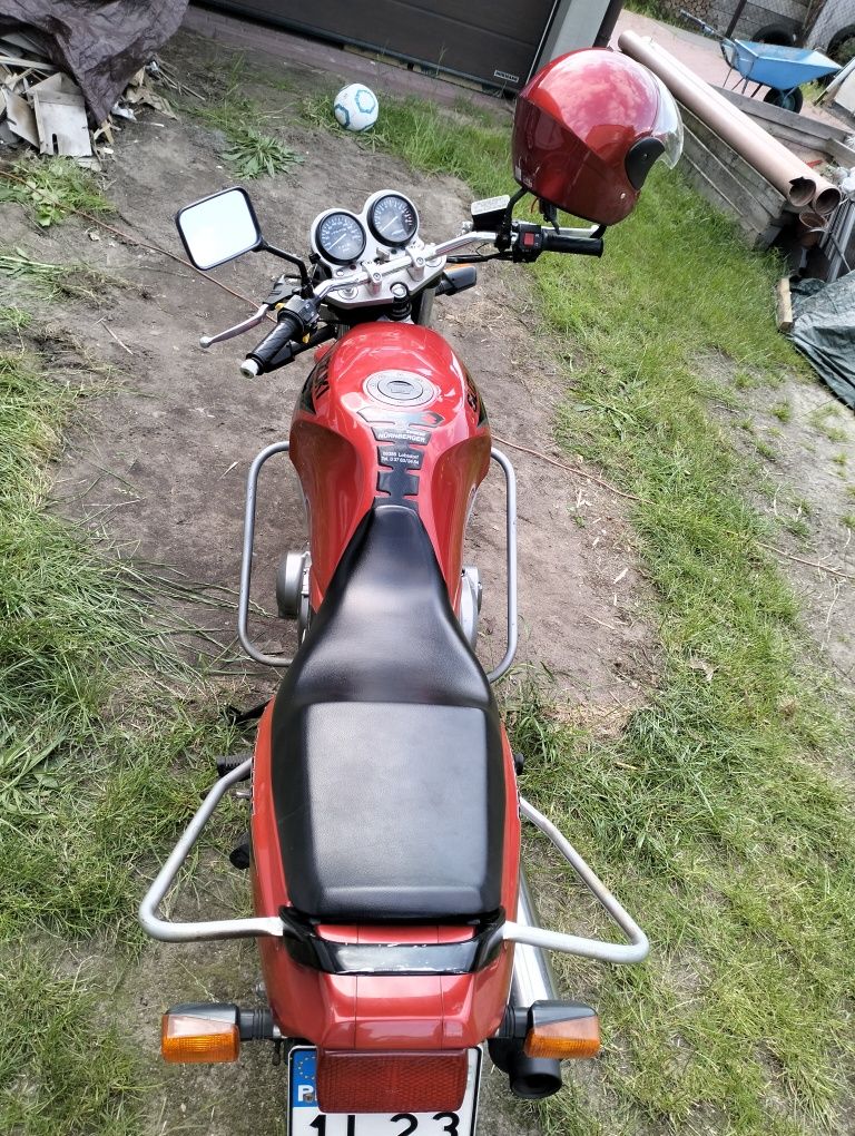 motor Suzuki GS500E