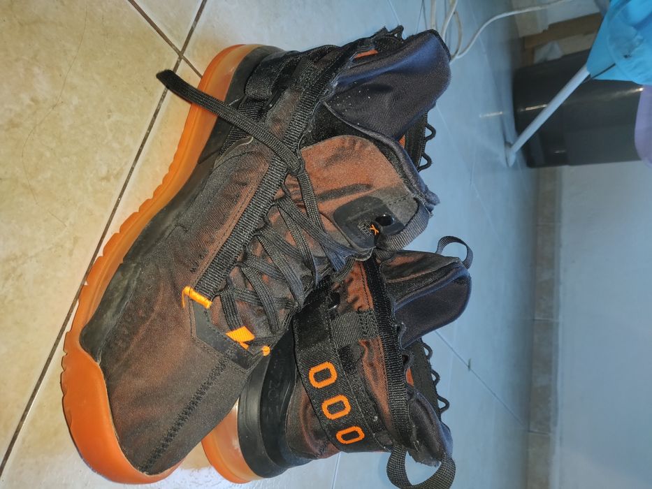 Nike air jordan 720  orange. ediçao limitada. preço negociavel