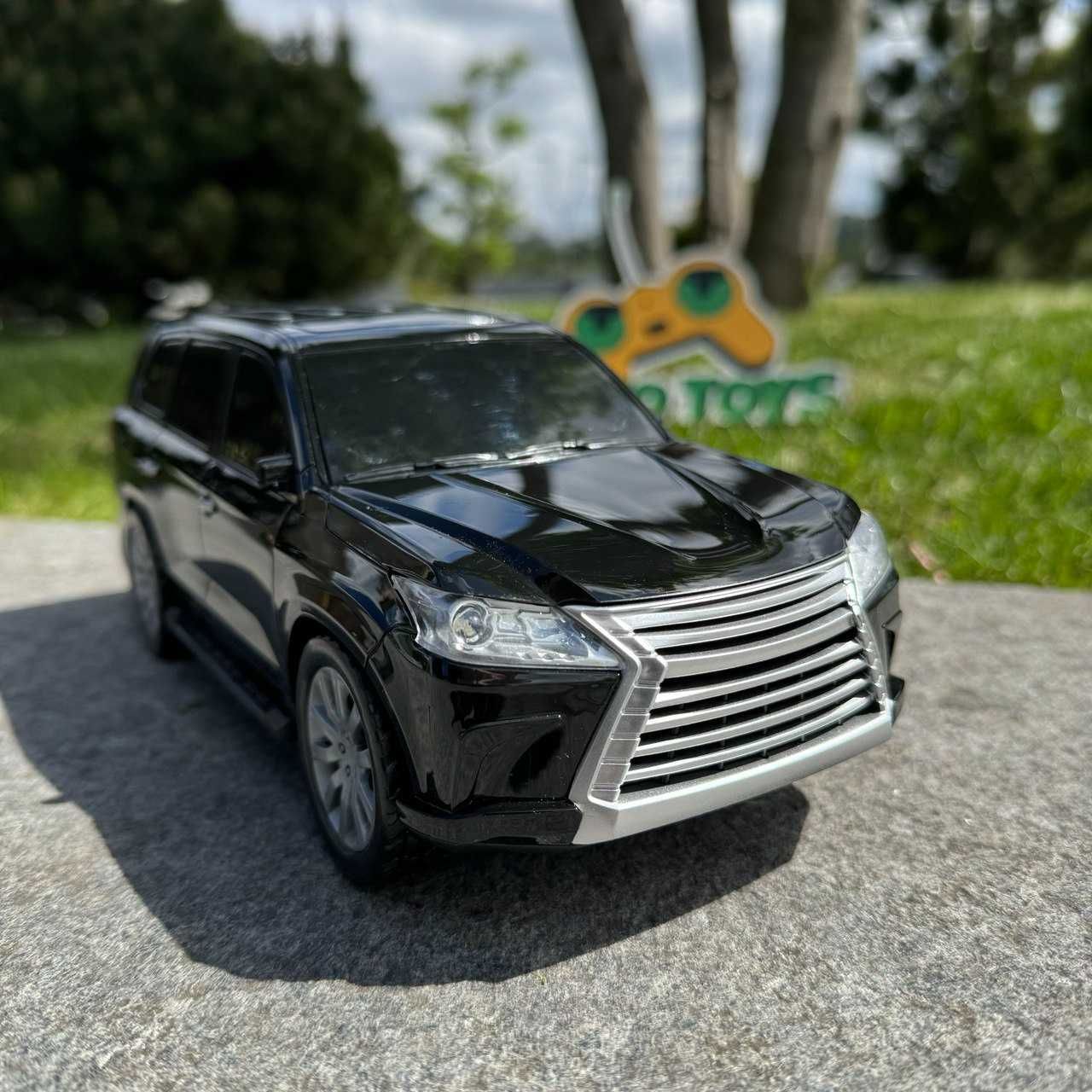 Джип на радиоуправлении Lexus LX500 Черный. Машинка на пульте