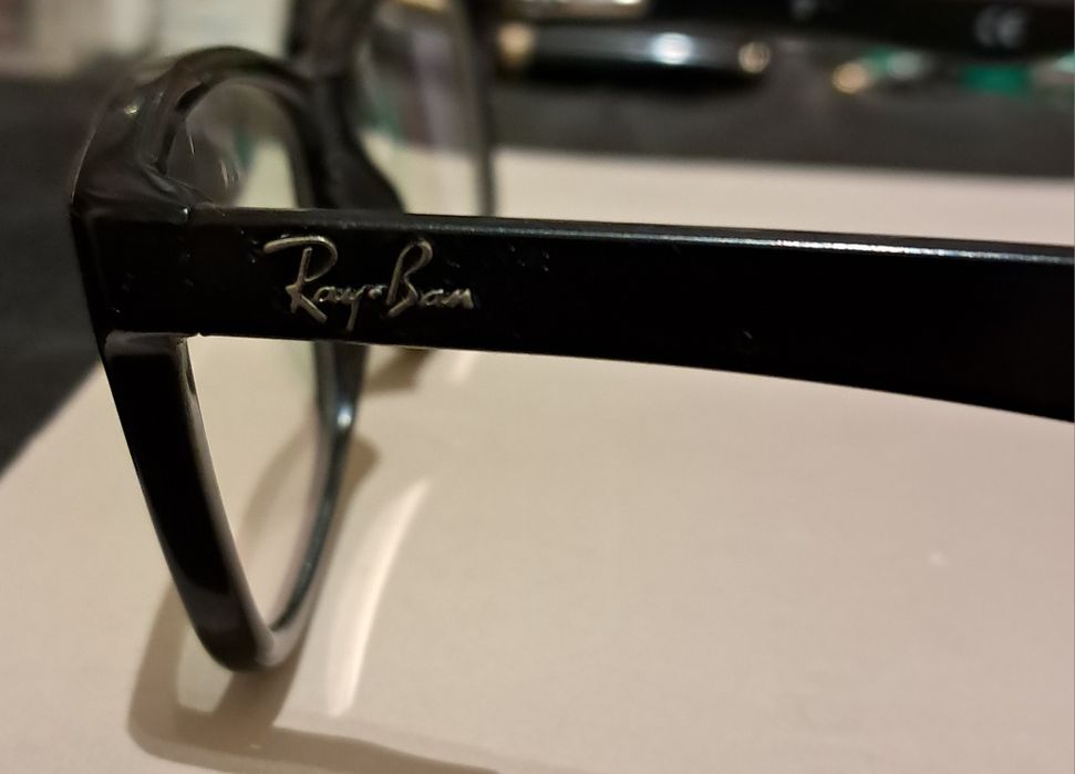 Armação e Óculos Ray Ban,Ref: 6144 e 5228.