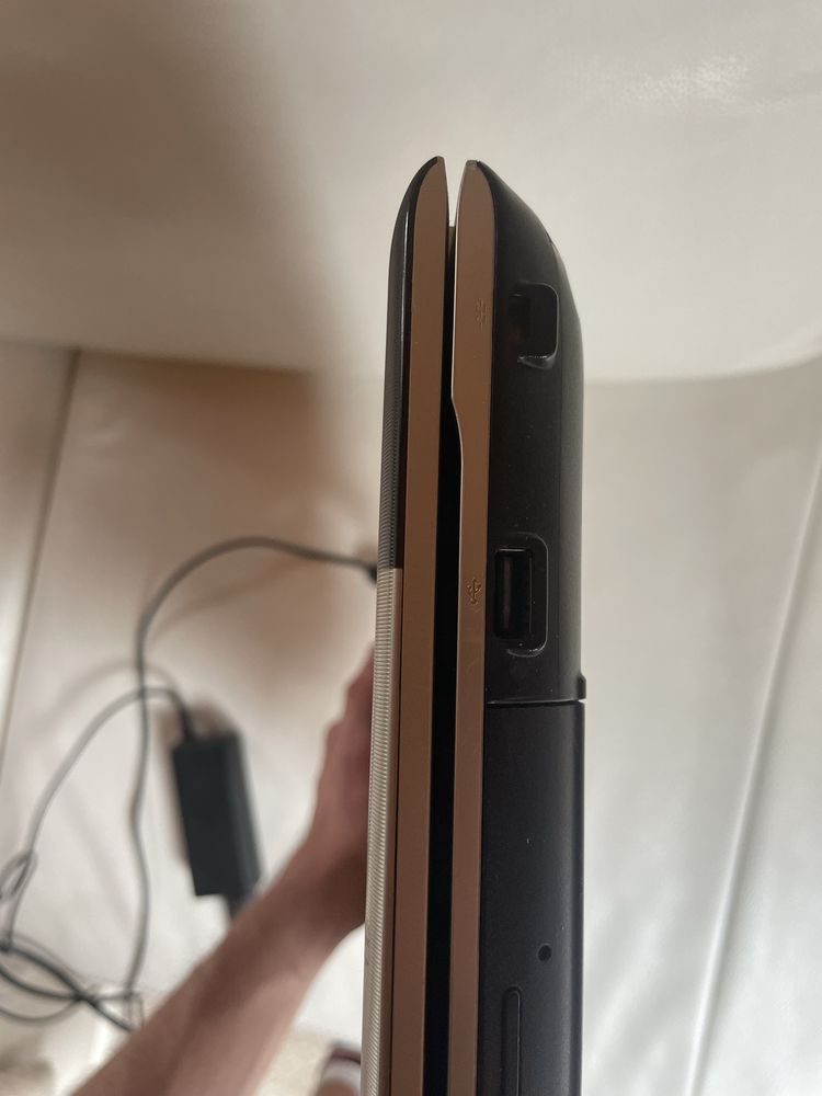 Laptop Samsung RV511
